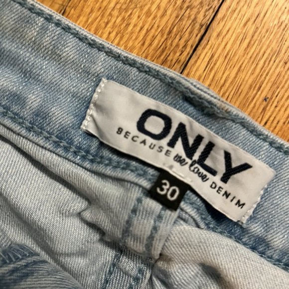 ONLY Cute jean shorts - Picture 4 of 6